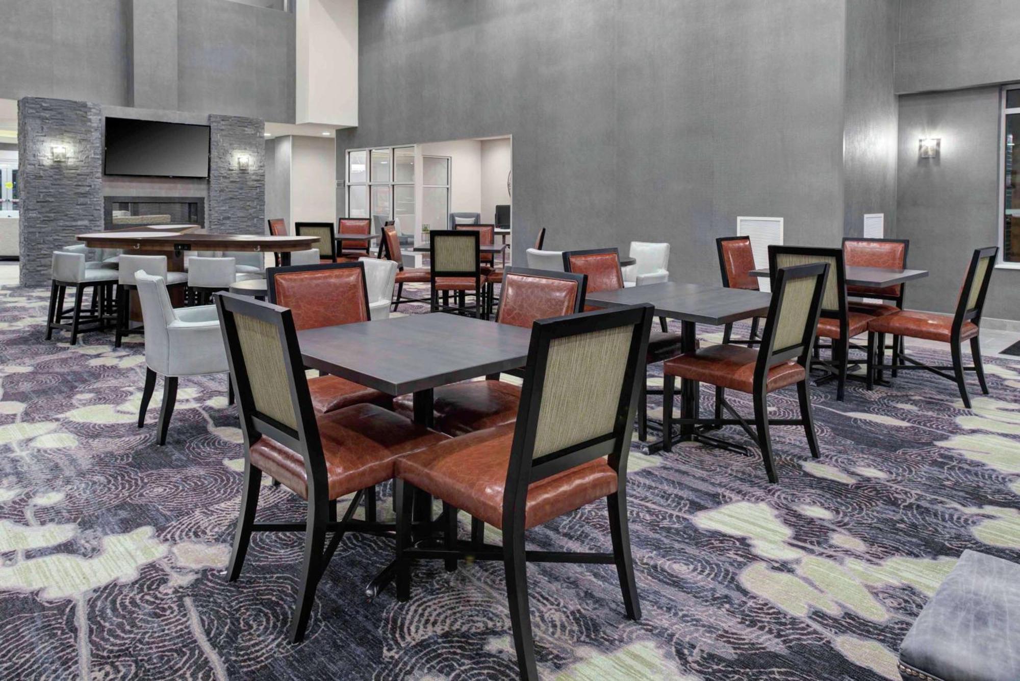 Homewood Suites By Hilton Lansing Eastwood Extérieur photo